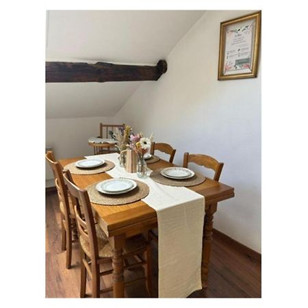 Апартаменти Le Fleuri - Reims - Wifi Gratuit - Quartier Calme Екстер'єр фото