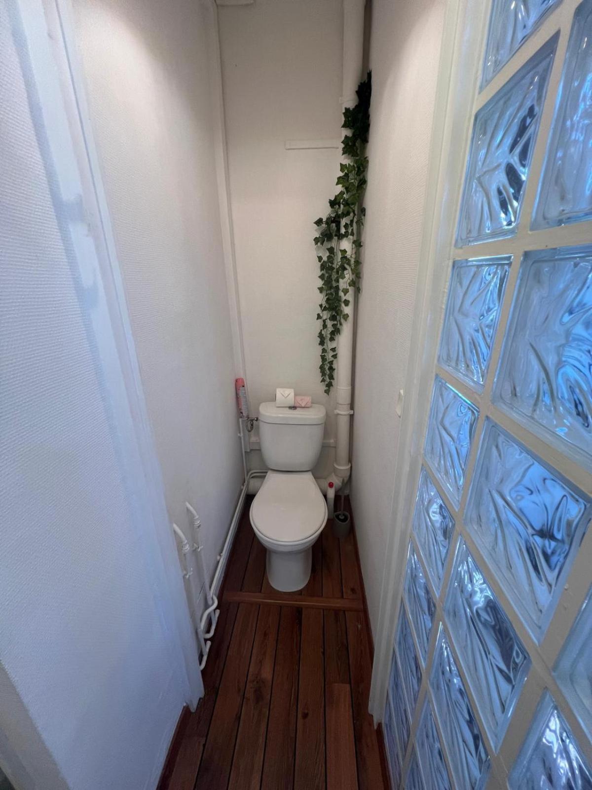 Апартаменти Le Fleuri - Reims - Wifi Gratuit - Quartier Calme Екстер'єр фото